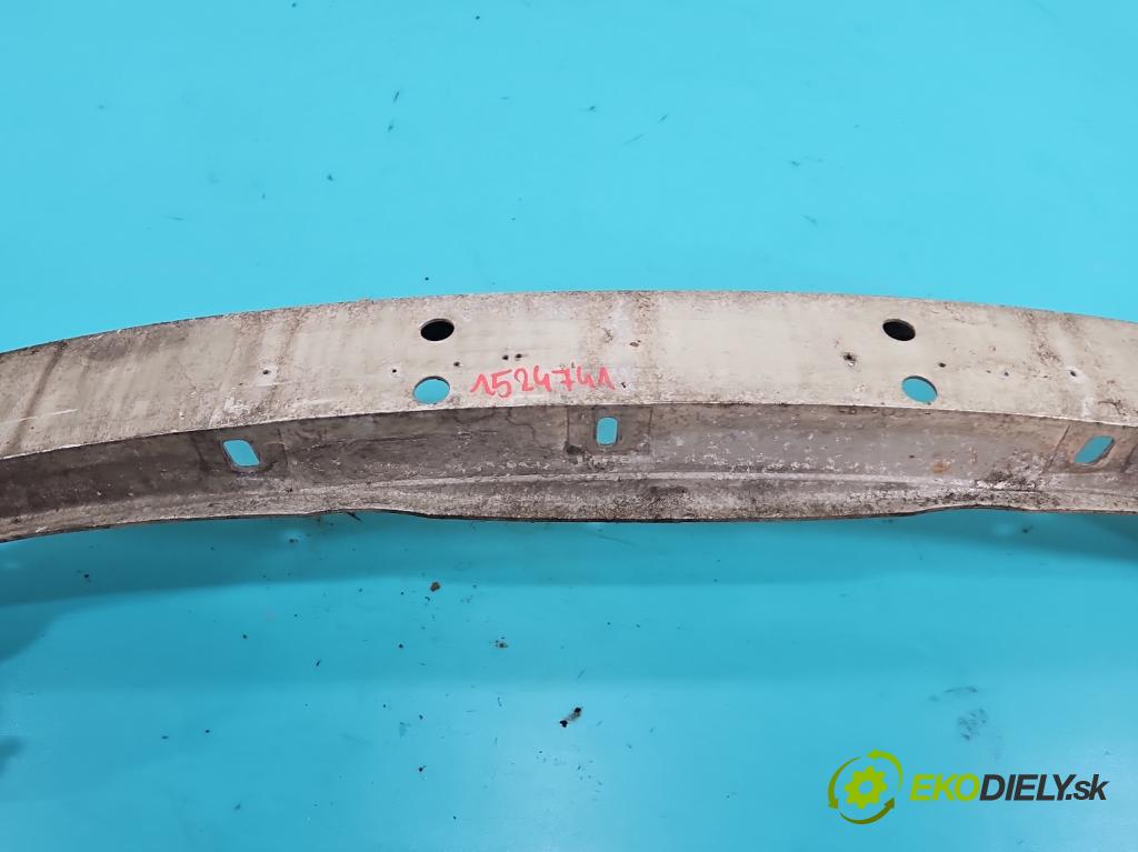 Audi A6 C5 1997-2004 2.4 V6 165 HP automatic 121 kW 2393 cm3 4- výstuha nárazník predné 4B0807109