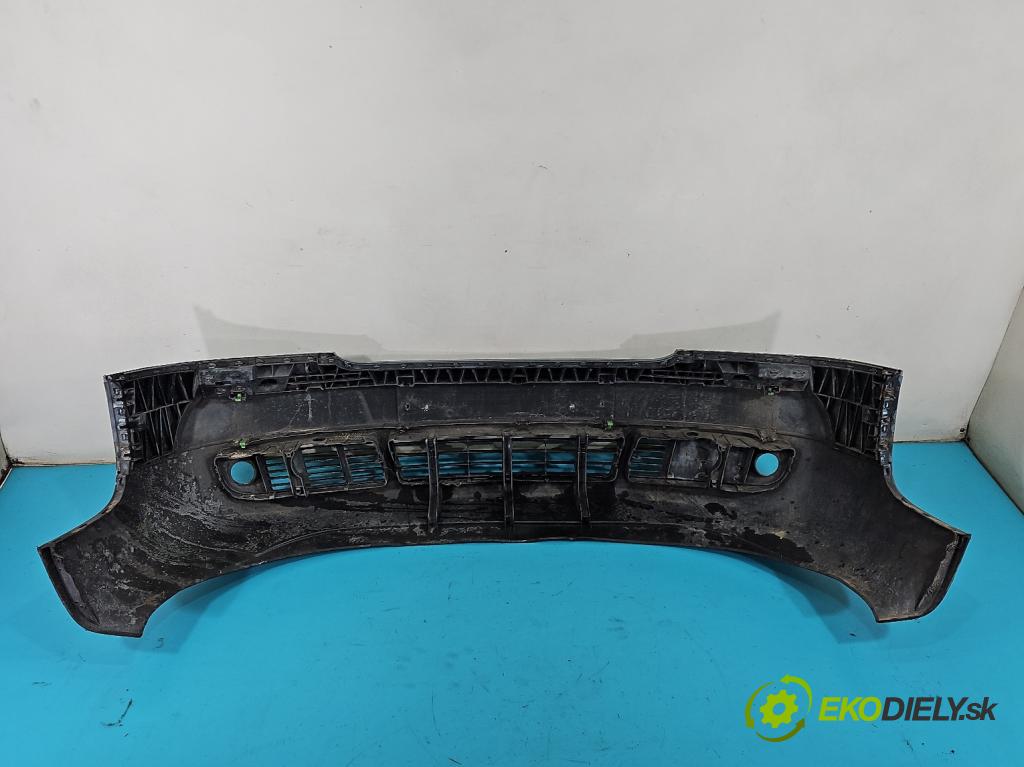 Audi A6 C5 1997-2004 2.4 V6 165 HP automatic 121 kW 2393 cm3 4- nárazník predné  (Kľučka dverí ostatné)