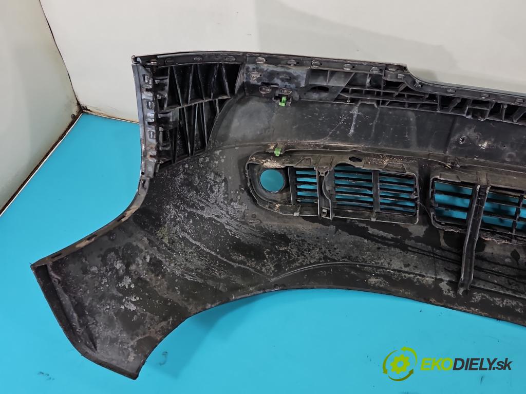 Audi A6 C5 1997-2004 2.4 V6 165 HP automatic 121 kW 2393 cm3 4- nárazník predné  (Kľučka dverí ostatné)