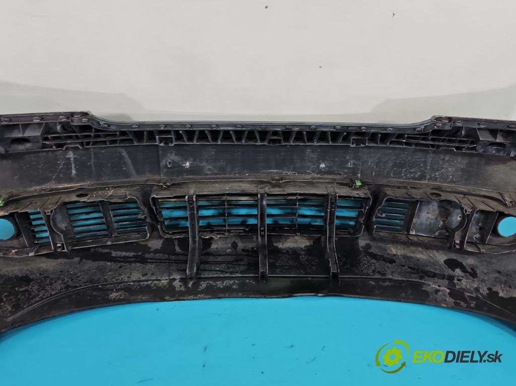 Audi A6 C5 1997-2004 2.4 V6 165 HP automatic 121 kW 2393 cm3 4- nárazník predné  (Kľučka dverí ostatné)