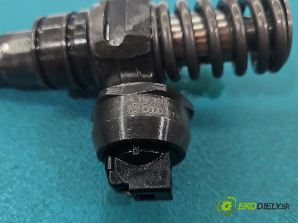 Vw Passat B5 1995-2005 1.9 TDI 131 HP manual 96 kW 1896 cm3 4- vstrekovacie čerpadlo 0414720039 (Vstrekovač paliva)