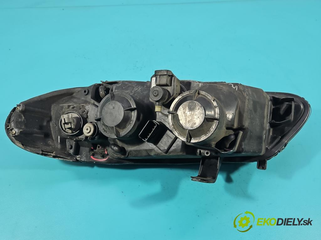 Nissan Almera N16 2000-2006 1.5 16V 98 HP manual 72 kW 1497 cm3 5- Reflektor: pravý  (Svetlo predné pravé)