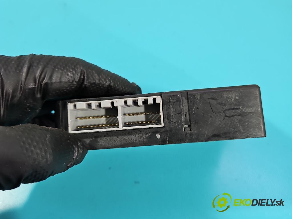 Nissan Almera N16 2000-2006 1.5 16V 98 HP manual 72 kW 1497 cm3 5- riadiaca jednotka motora MEC32-211