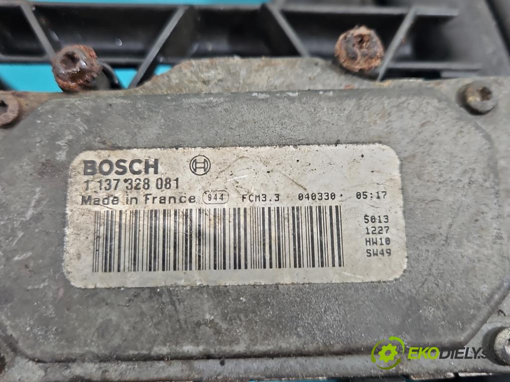 Ford Mondeo Mk3 2000-2007 2.0 tdci 131 HP manual 96 kW 1998 cm3 5- Ventilátor chladiča 1137328081