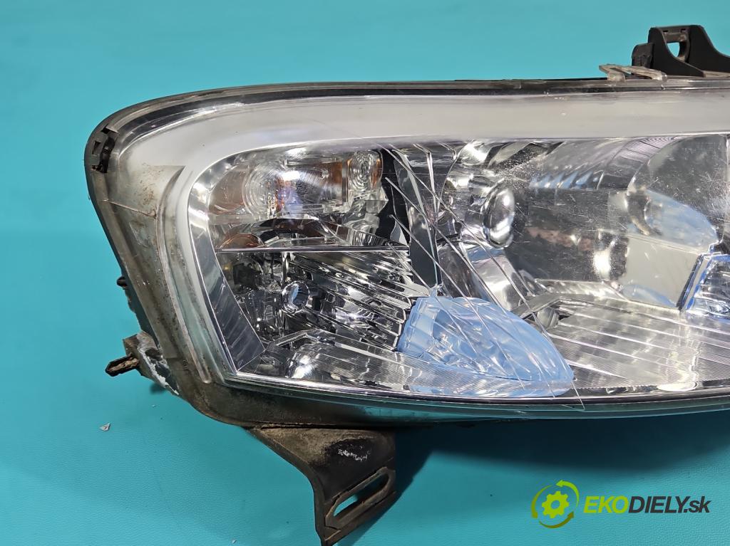 Fiat Stilo 1.6 16V 105 HP manual 77 kW 1598 cm3 5- Reflektor: pravý 517127100 (Svetlo predné pravé)