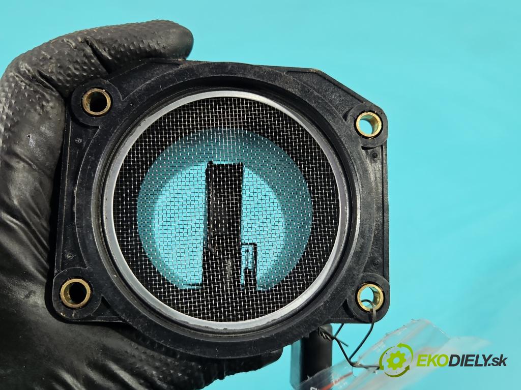 Vw Bora 1.6 SR 101 HP manual 74 kW 1595 cm3 4- průtokoměr: 06A906461B (Váha vzduchu)