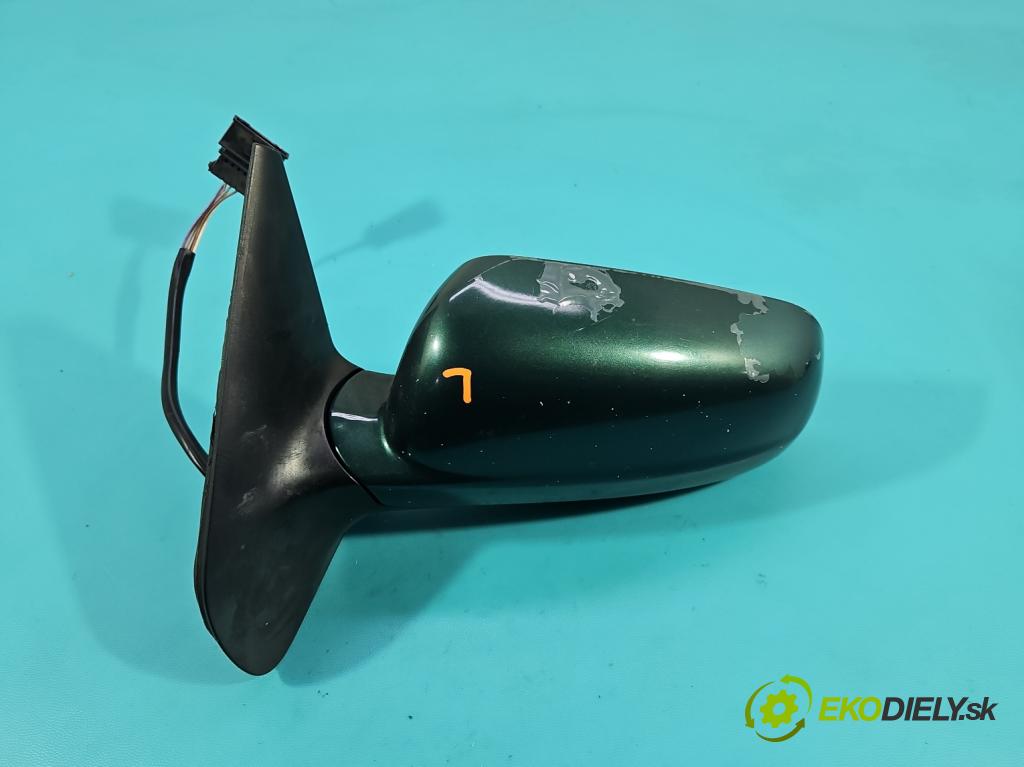 Vw Bora 1.6 SR 101 HP manual 74 kW 1595 cm3 4- zrkadlo ľavé  (Kľučka dverí ostatné)
