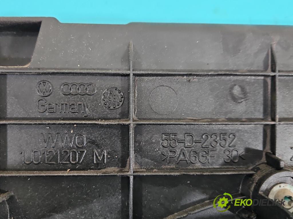 Vw Bora 1.6 SR 101 HP manual 74 kW 1595 cm3 4- Ventilátor chladiča 1J0121207M