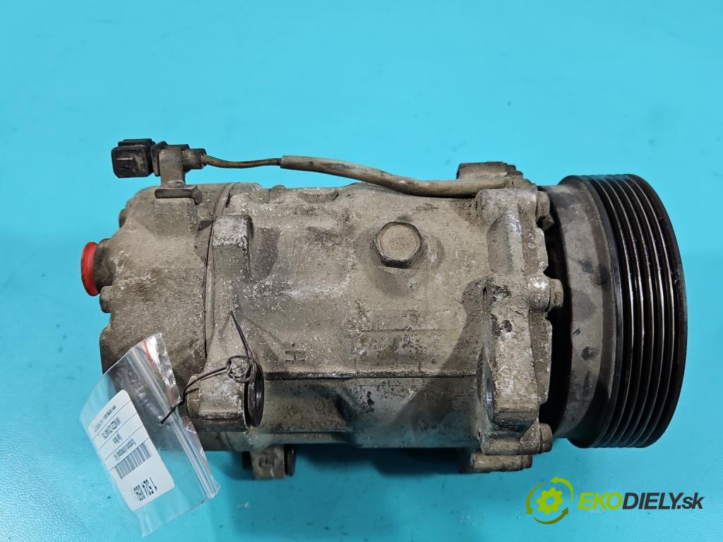 Vw Bora 1.6 SR 101 HP manual 74 kW 1595 cm3 4- Kompresor: klimatizácie  (Kompresor klimatizácie)