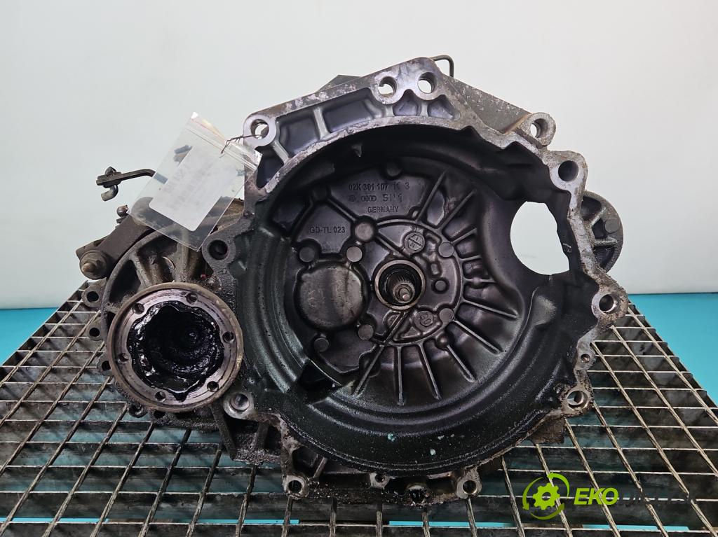 Vw Bora 1.6 SR 101 HP manual 74 kW 1595 cm3 4- prevodovka stupeň,rýchlosť manual ERT