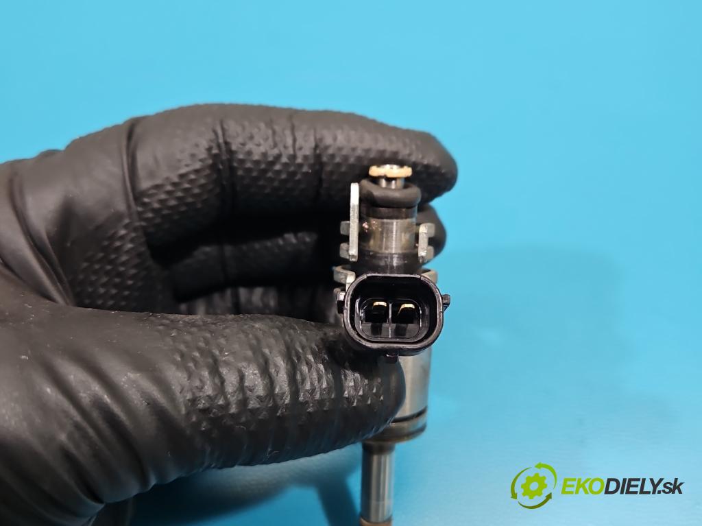 Lexus NX I 2014-2021 2.0 T 238hp automatic 175 kW 1998 cm3 5- vstřikovač 23250-36030 (Vstřikovač paliva)