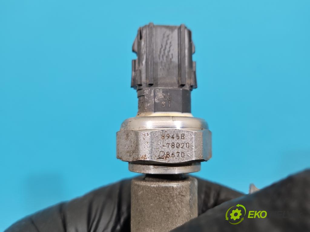 Lexus NX I 2014-2021 2.0 T 238HP automatic 175 kW 1998 cm3 5- vstrek 23250-36020 (Vstrekovač paliva)