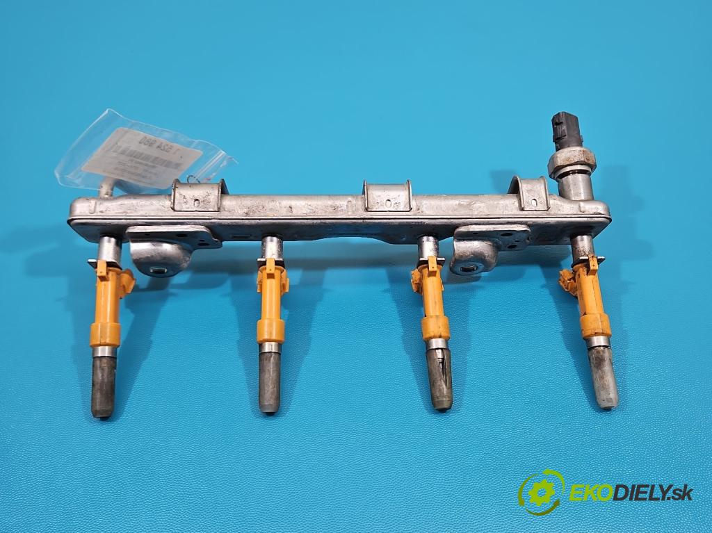 Lexus NX I 2014-2021 2.0 T 238HP automatic 175 kW 1998 cm3 5- vstrek 23250-36020 (Vstrekovač paliva)