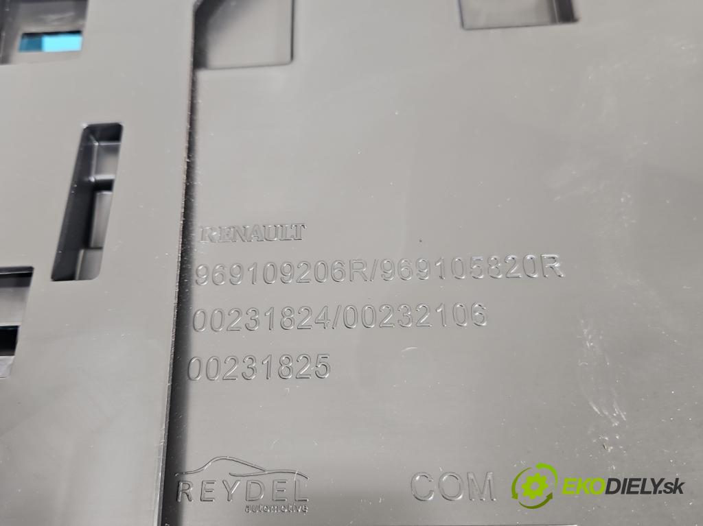 Renault Kadjar 2015-2022 1.3 140 HP automatic 103 kW 1332 cm3 5- operadlo 969109206R (Lakťová opierka)
