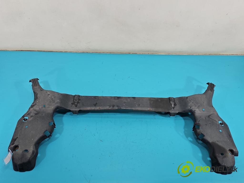 Renault Kadjar 2015-2022 1.3 140 HP automatic 103 kW 1332 cm3 5- kryt plast 555826675R
