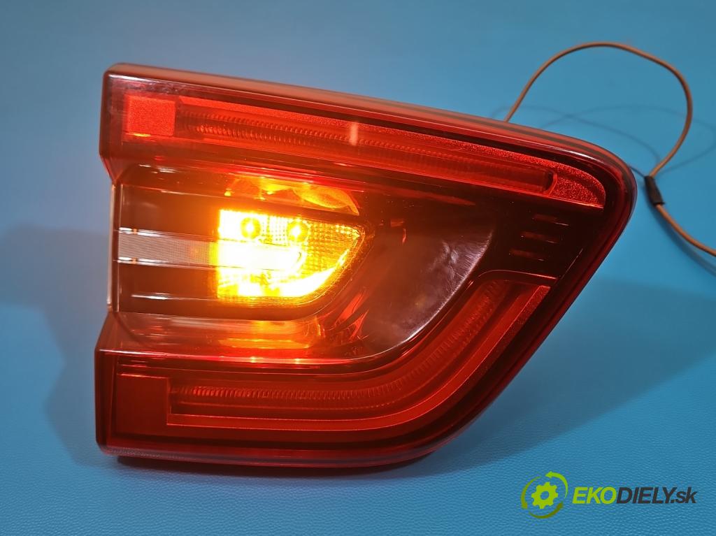 Renault Kadjar 2015-2022 1.3 140 hp automatic 103 kW 1332 cm3 5- světlo zadní levé 265553530R (Klika dveří ostatní)