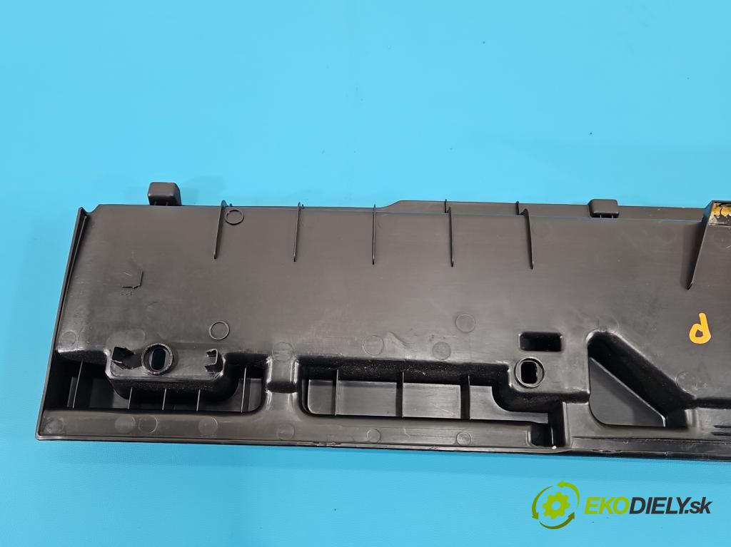 Renault Kadjar 2015-2022 1.3 140 HP automatic 103 kW 1332 cm3 5- kryt plast 767H24099R