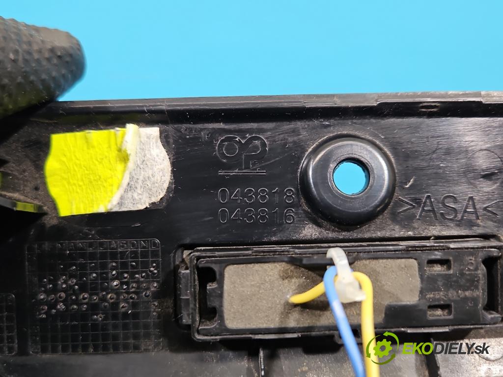Renault Kadjar 2015-2022 1.3 140 hp automatic 103 kW 1332 cm3 5- klika kufrových dveří zadní 265127354R