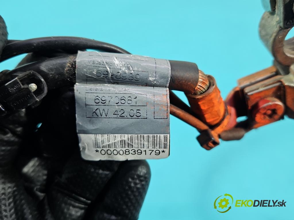 Bmw 5 E60 2003-2010 2.0d 150 hp automatic 110 kW 1995 cm3 5- kontakt mínus: 6970681