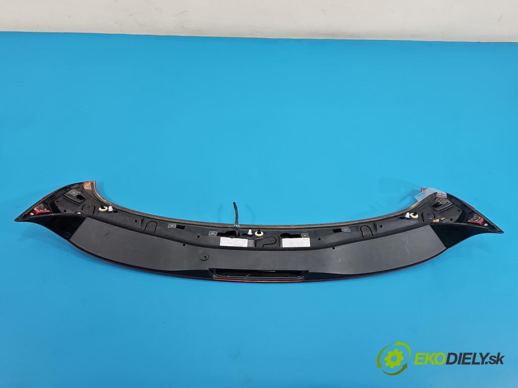 Renault Kadjar 2015-2022 1.3 140 hp automatic 103 kW 1332 cm3 5- spoiler  (Spoiler)