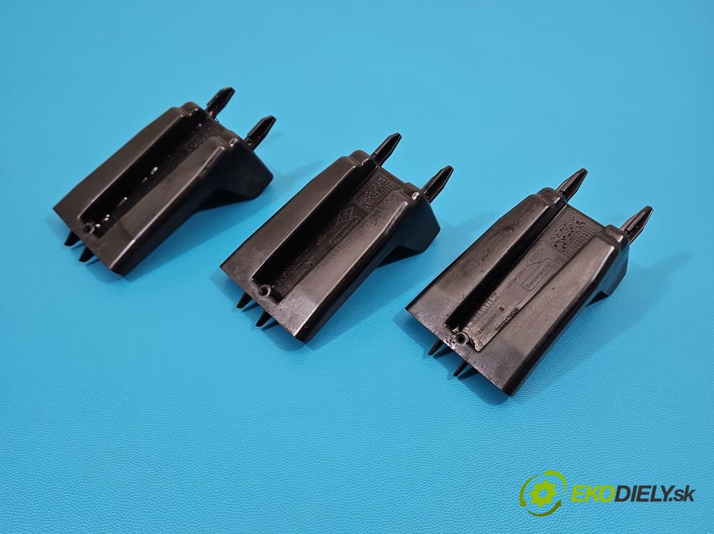 Renault Kadjar 2015-2022 1.3 140 HP automatic 103 kW 1332 cm3 5- Boty: ostatné 850422606R