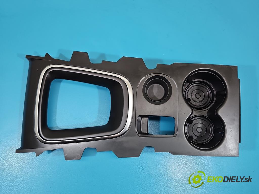 Renault Kadjar 2015-2022 1.3 140 HP automatic 103 kW 1332 cm3 5- Rukojeť: na nápoje: 969253368R (Držiak (úchyt) na nápoje)