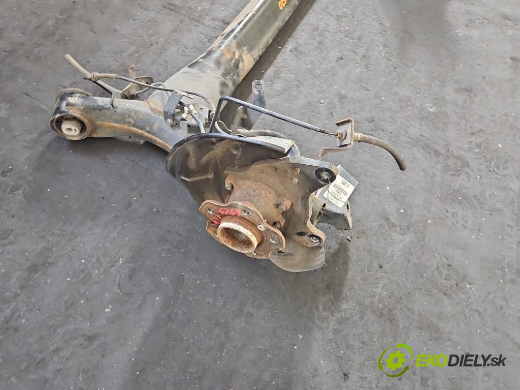 Renault Kadjar 2015-2022 1.3 140 hp automatic 103 kW 1332 cm3 5- zadní výztuha  (Zadní výztuha)