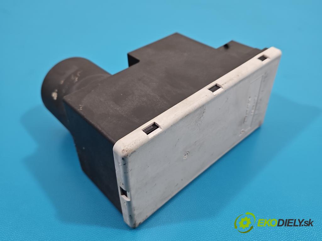 Audi A3 8L 1996-2003 1.8 20V 125 hp manual 92 kW 1781 cm3 3- Centrálni: zámek: 8L0862257E