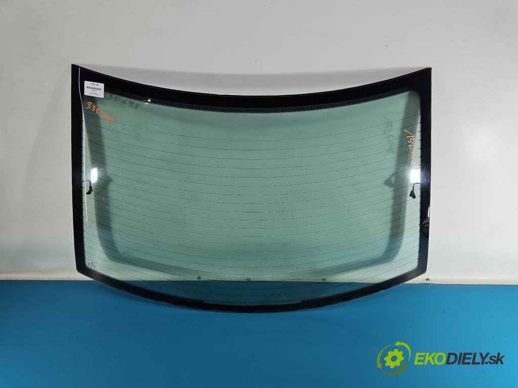 Vw Bora 1.6 SR 101 hp manual 74 kW 1595 cm3 4- sklo zadní  (Zadní sklo)