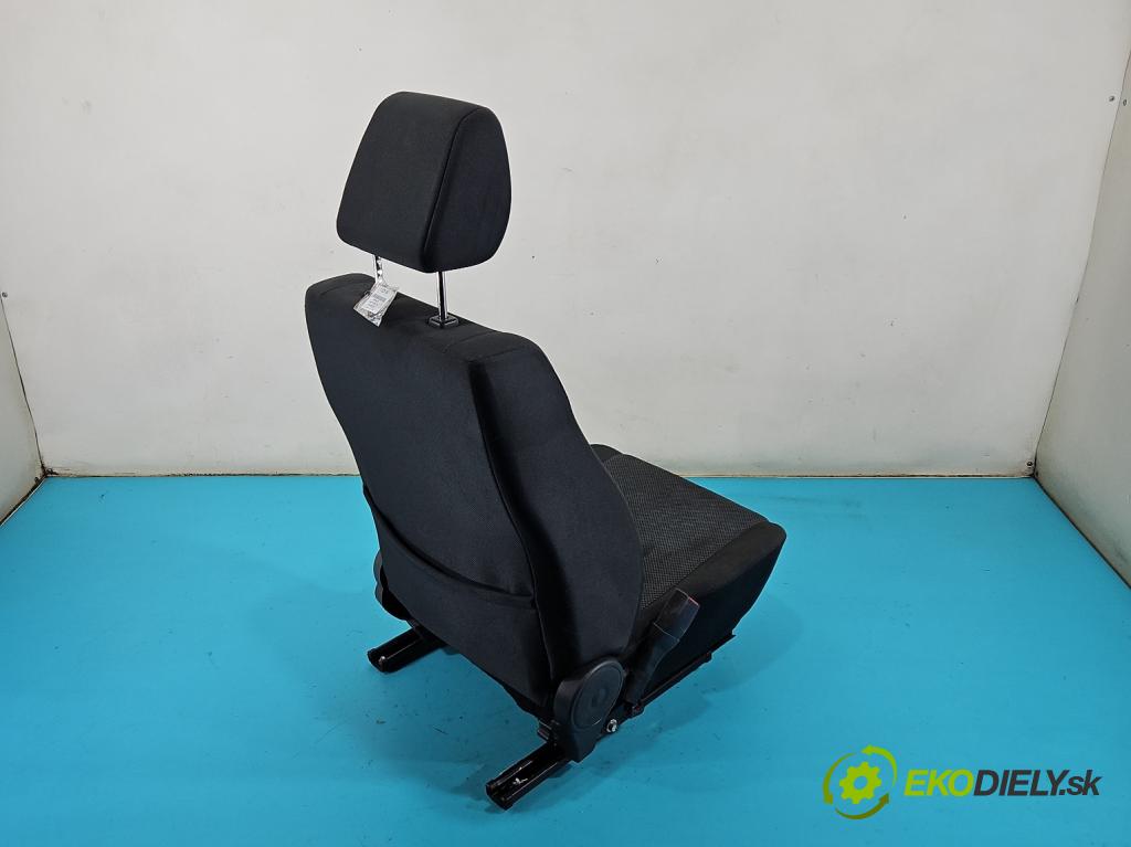 Suzuki SX4 I 2006-2014 2.0 16v 143 HP automatic 105 kW 1995 cm3 5- Sedačka ľavý  (Sedadlo)