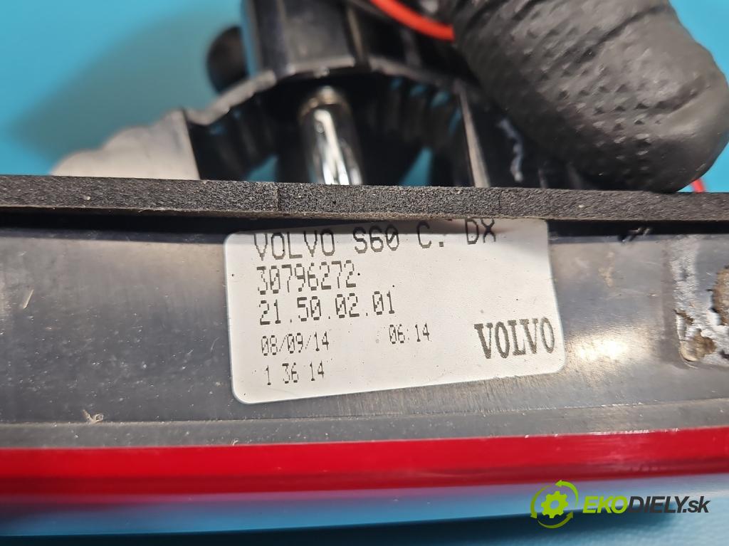 Volvo S60 II 2010-2018 2.0 D4 181KM automatic 133 kW 1969 cm3 4- světlo zadní pravé 30796272 (Klika dveří ostatní)