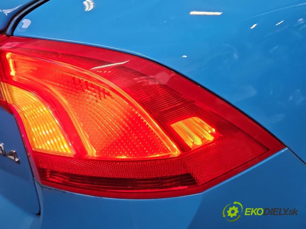 Volvo S60 II 2010-2018 2.0 D4 181KM automatic 133 kW 1969 cm3 4- světlo zadní pravé 31395931 (Klika dveří ostatní)