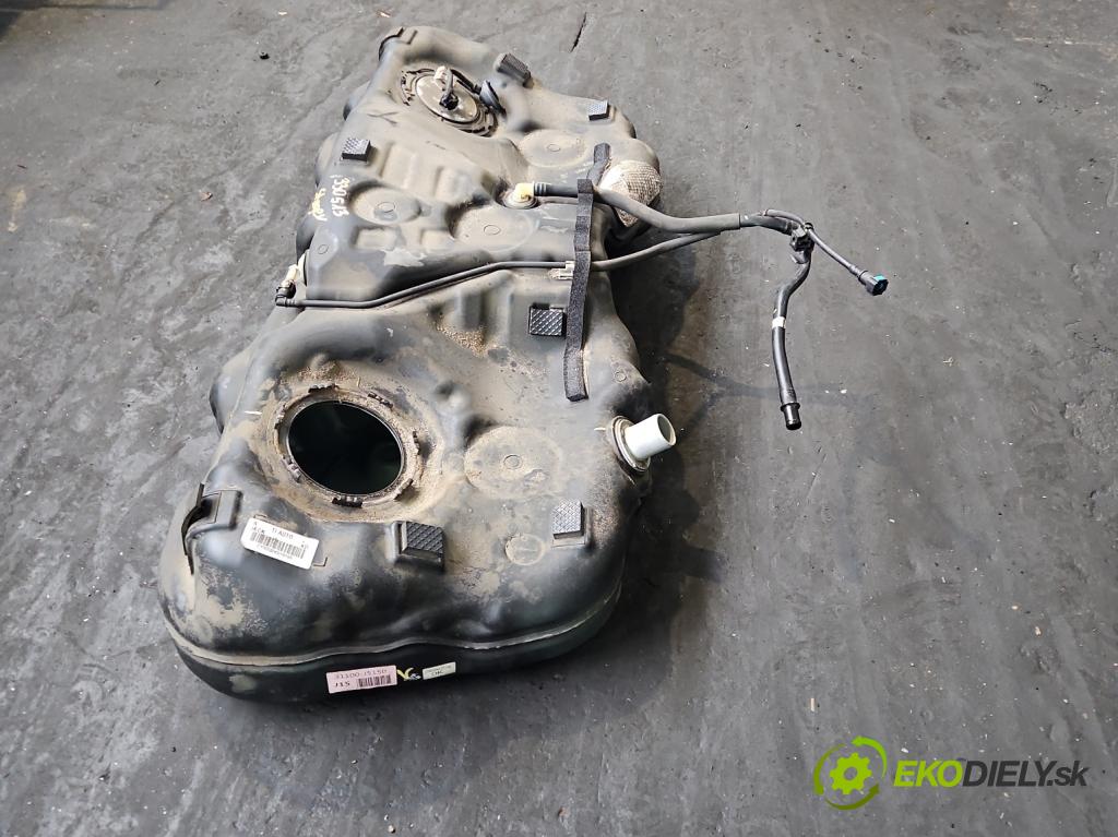 Kia Stinger 2017-2023 2.0 T-GDI: 256KM automatic 188 kW 1998 cm3 5- Nádrž: palivo 31150-J5000 (Palivová nádrž)