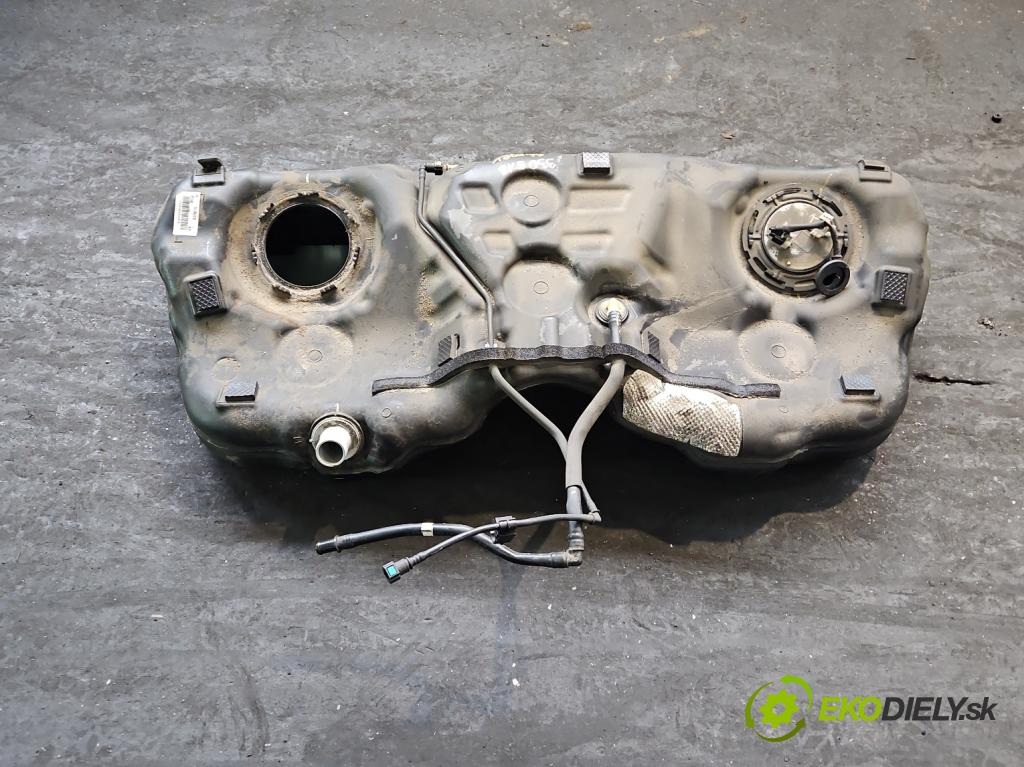 Kia Stinger 2017-2023 2.0 T-GDI 256KM automatic 188 kW 1998 cm3 5- Nádrž: paliva 31150-J5000 (Palivová nádrž)