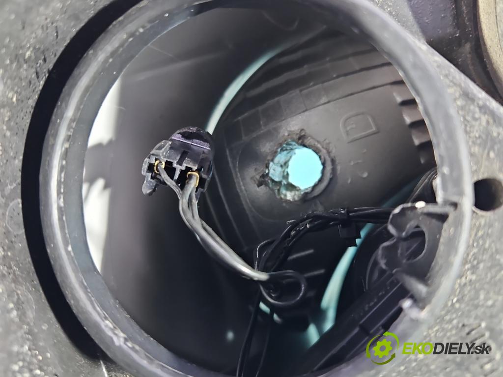 Citroen Berlingo II 2008-2018 1.6 hdi 90 HP manual 66.2 kW 1560 cm3 5- Reflektor: pravý 9682828180 (Svetlo predné pravé)