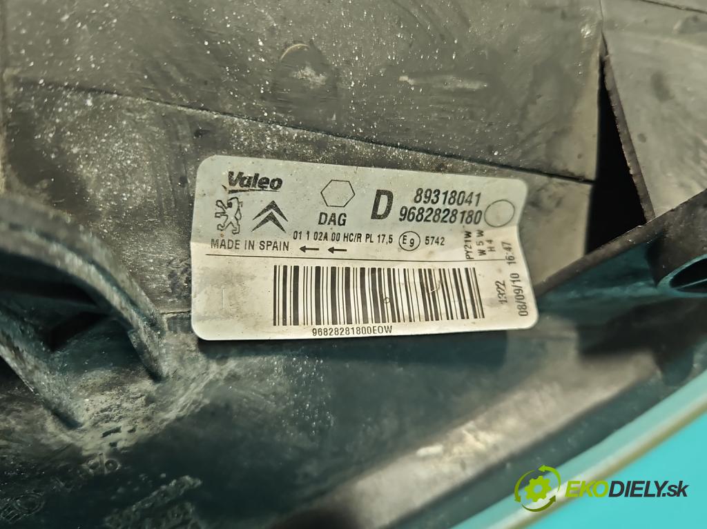 Citroen Berlingo II 2008-2018 1.6 hdi 90 HP manual 66.2 kW 1560 cm3 5- Reflektor: pravý 9682828180 (Svetlo predné pravé)