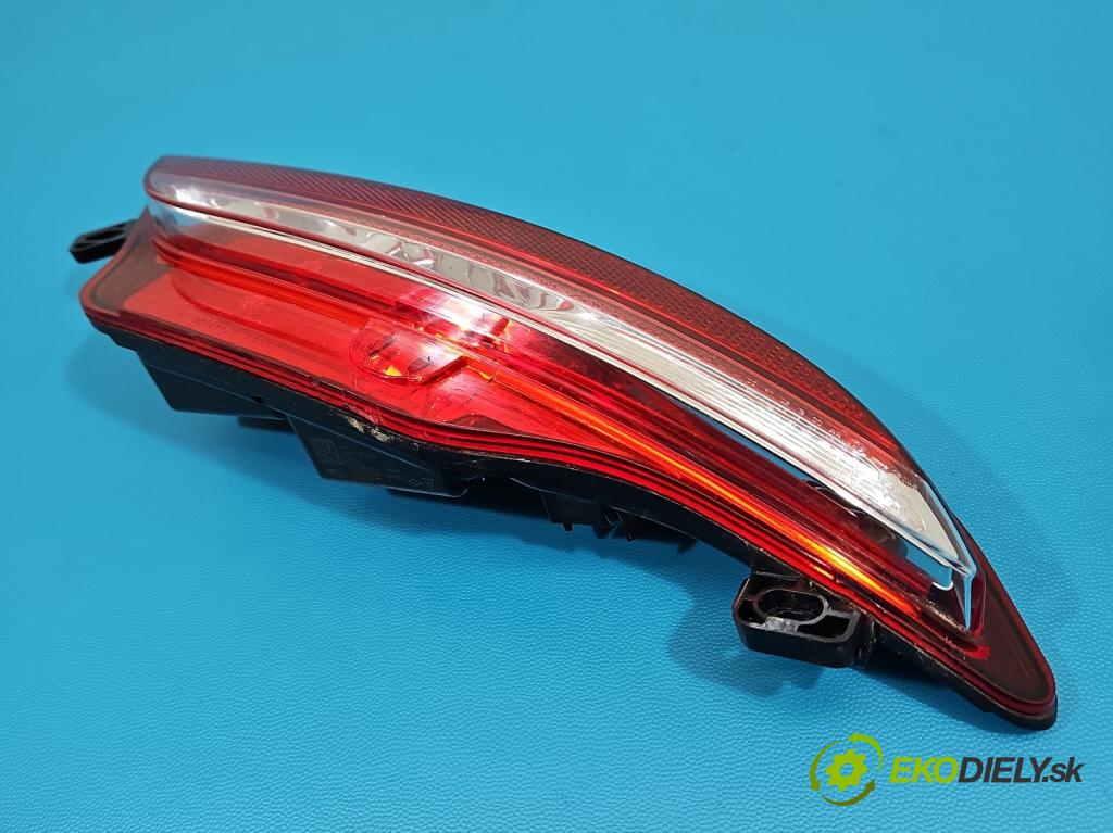 Renault Kadjar 2015-2022 1.3 140 HP automatic 103 kW 1332 cm3 5- svetlo / reflektor zadné pravé nárazník 90141131R