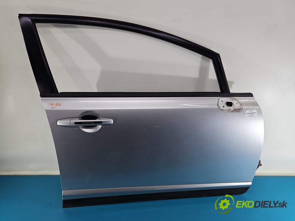 Honda Civic VIII 2006-2011 1.4 16V 95 HP automatic 70 kW 1339 cm3 4- dvere predné pravé  (Kľučka dverí ostatné)