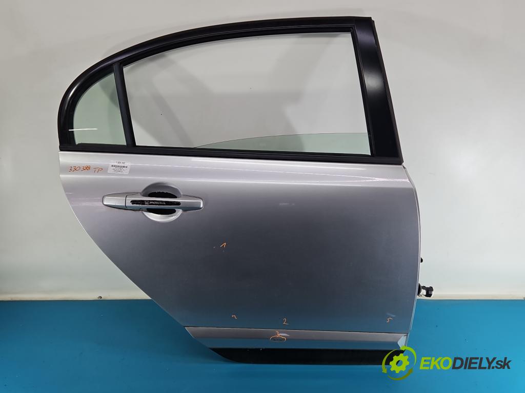 Honda Civic VIII 2006-2011 1.4 16V 95 hp automatic 70 kW 1339 cm3 4- dveře zadní pravé  (Klika dveří ostatní)