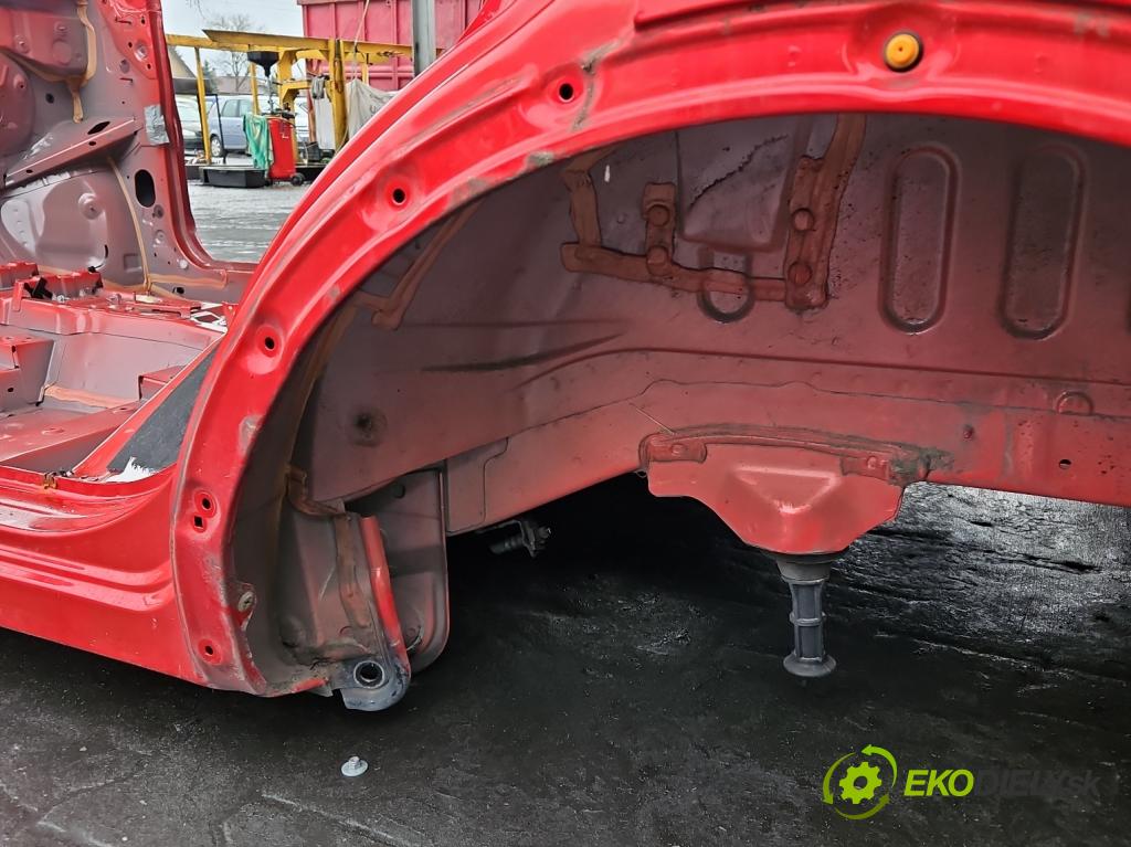 Renault Kadjar 2015-2022 1.3 140 HP automatic 103 kW 1332 cm3 5- blatník zadné ľavý