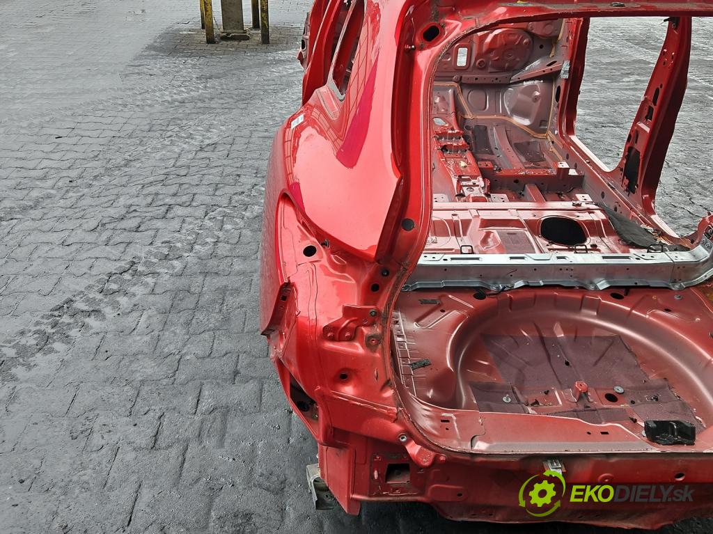 Renault Kadjar 2015-2022 1.3 140 HP automatic 103 kW 1332 cm3 5- blatník zadné ľavý