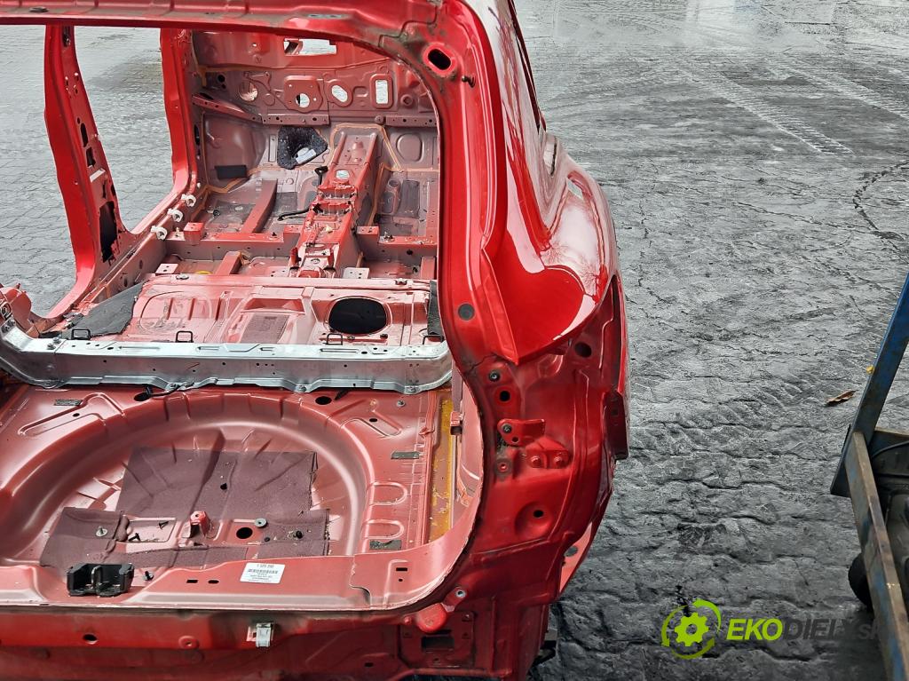 Renault Kadjar 2015-2022 1.3 140 HP automatic 103 kW 1332 cm3 5- blatník zadné pravý