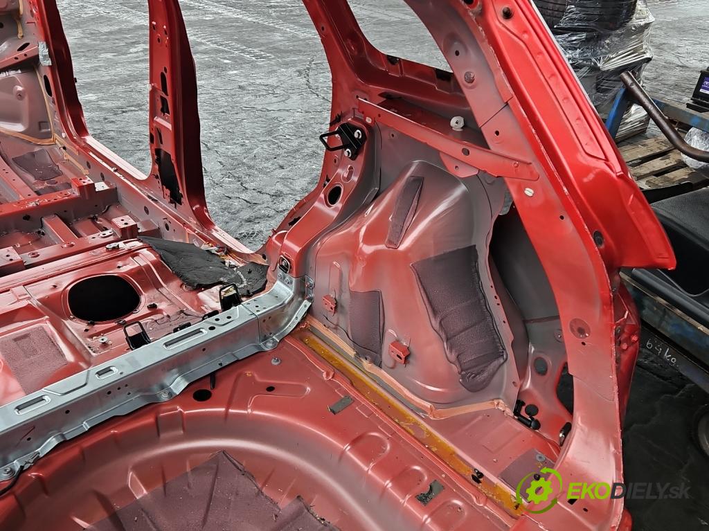 Renault Kadjar 2015-2022 1.3 140 HP automatic 103 kW 1332 cm3 5- blatník zadné pravý