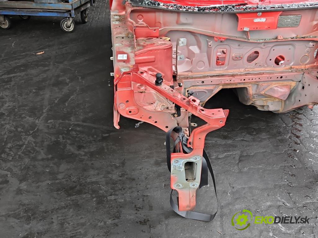 Renault Kadjar 2015-2022 1.3 140 HP automatic 103 kW 1332 cm3 5- štvrťka pravé