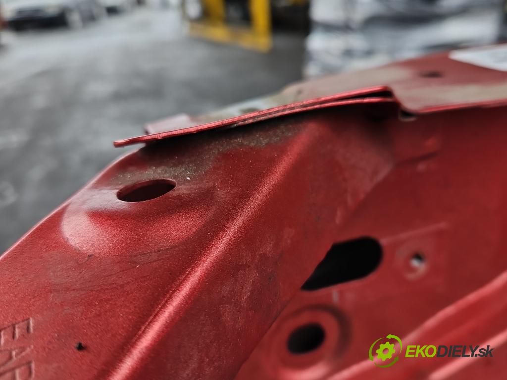 Renault Kadjar 2015-2022 1.3 140 HP automatic 103 kW 1332 cm3 5- štvrťka pravé