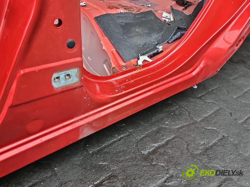 Renault Kadjar 2015-2022 1.3 140 hp automatic 103 kW 1332 cm3 5- práh levý  (Karoserie ostatní)