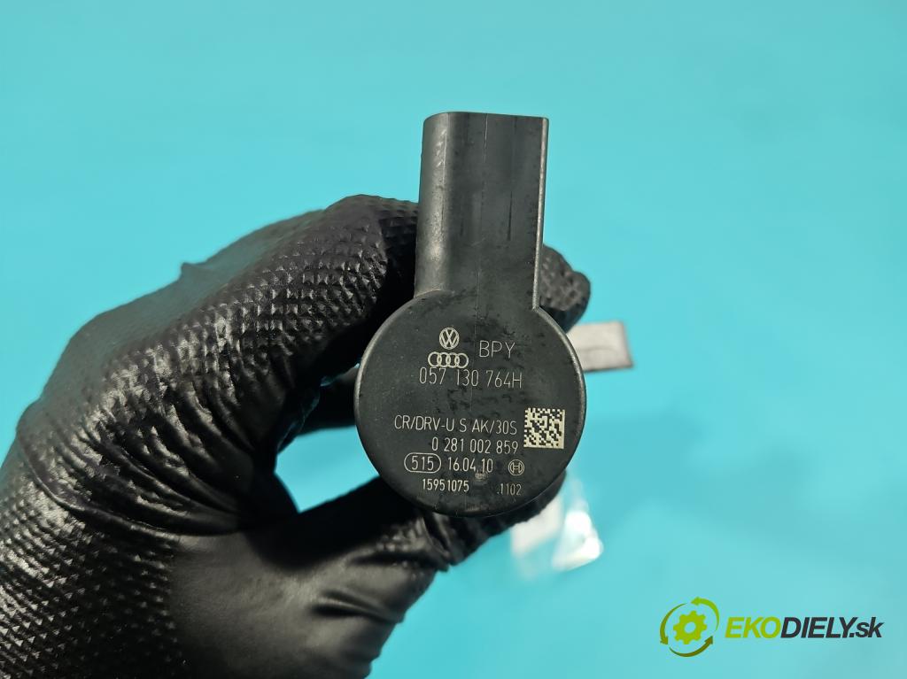 Vw Tiguan I 2007-2016 2.0d 140 HP manual 103 kW 1968 cm3 5- lišta vstrekovacia 03L130089P (Vstrekovacia lišta)