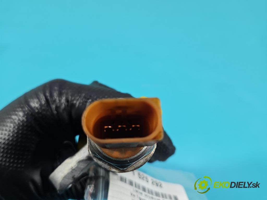 Vw Tiguan I 2007-2016 2.0d 140 HP manual 103 kW 1968 cm3 5- lišta vstrekovacia 03L130089P (Vstrekovacia lišta)