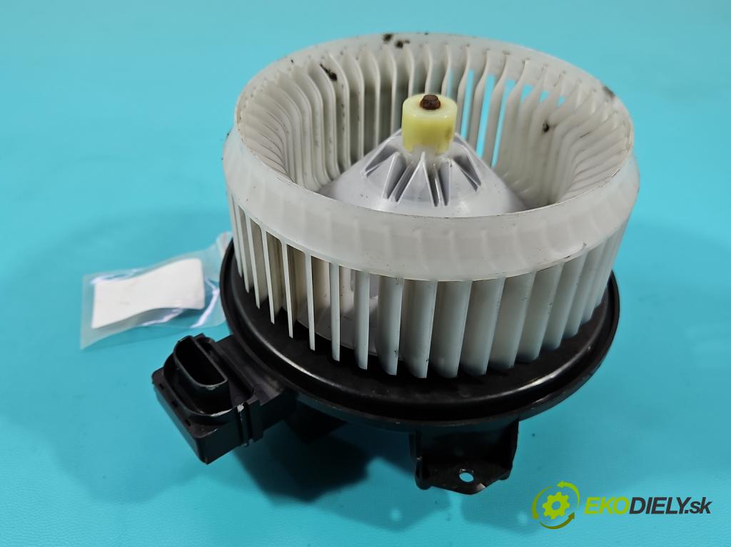 Honda Accord VIII 2008-2015 2.0 156 HP manual 115 kW 1997 cm3 4- ventilátor vzduchu