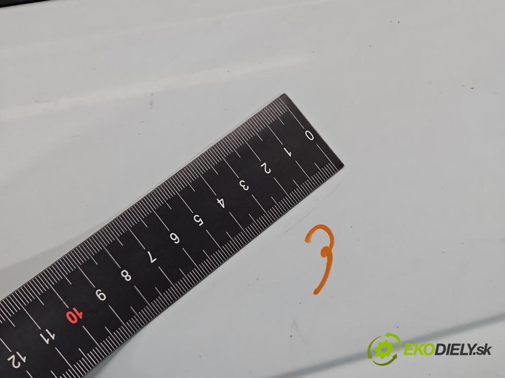 Renault Megane I 1995-2003 1.9 dci 102 hp manual 75 kW 1870 cm3 5- dveře zadní pravé  (Klika dveří ostatní)